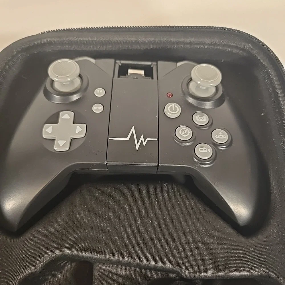 Neheme NH760‎ Drone Case With Controller Without Back & 1 Propeller